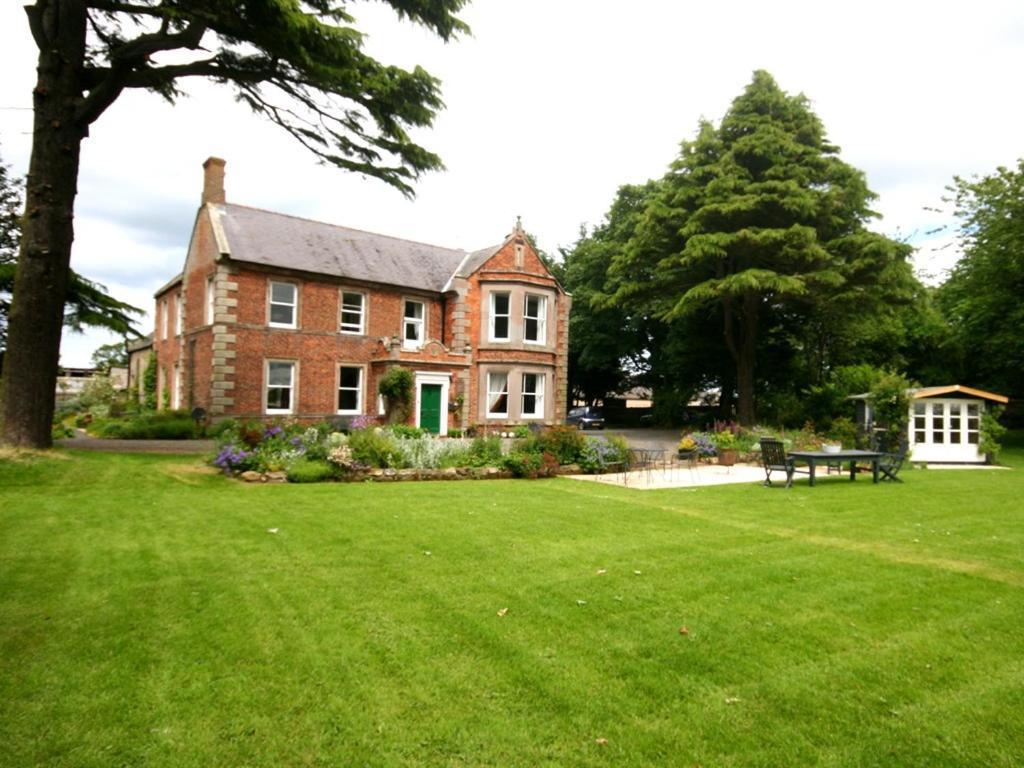 Broomhouse Farmhouse Cheswick  Exterior photo
