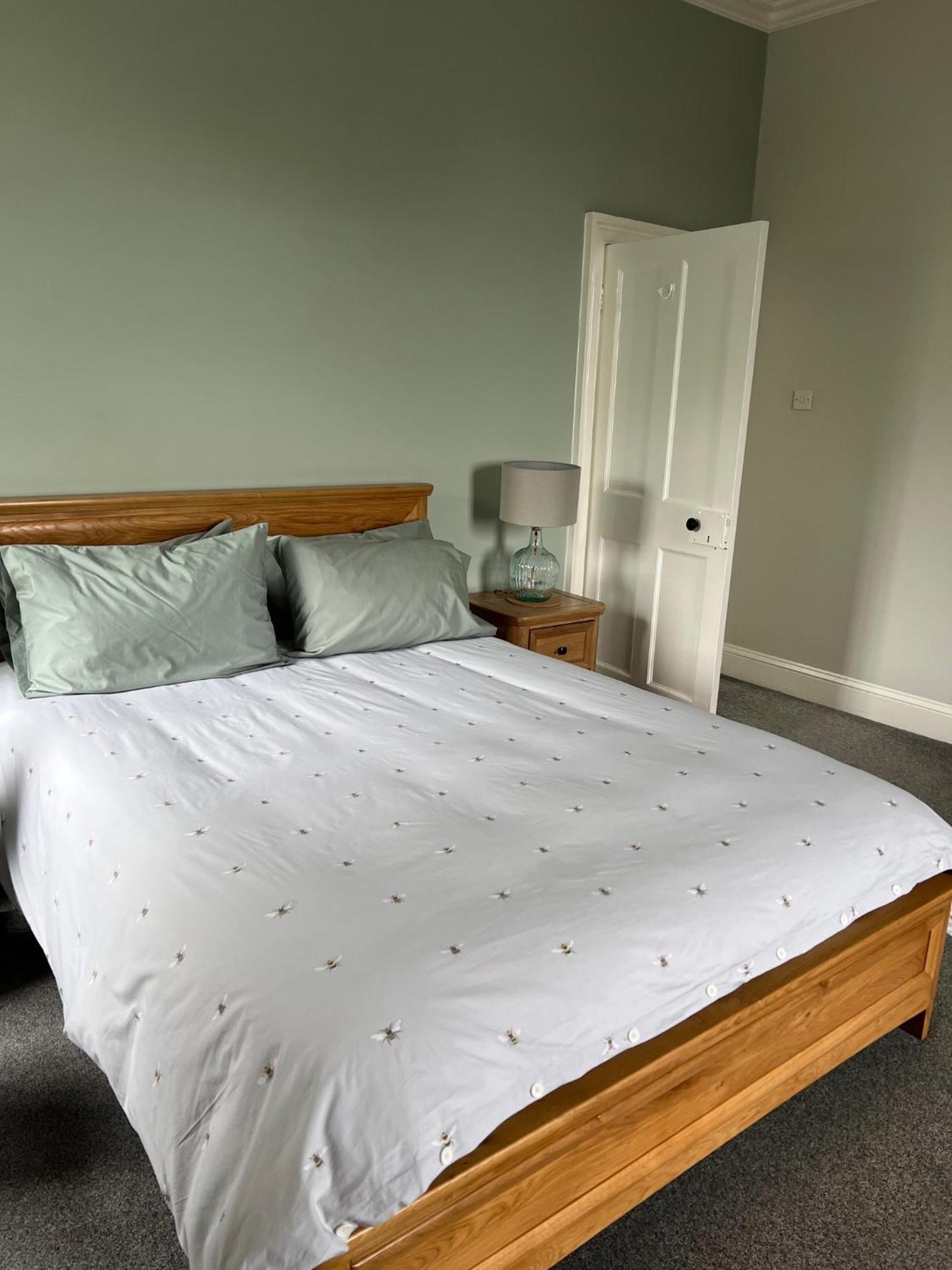 Broomhouse Farmhouse Cheswick  Room photo