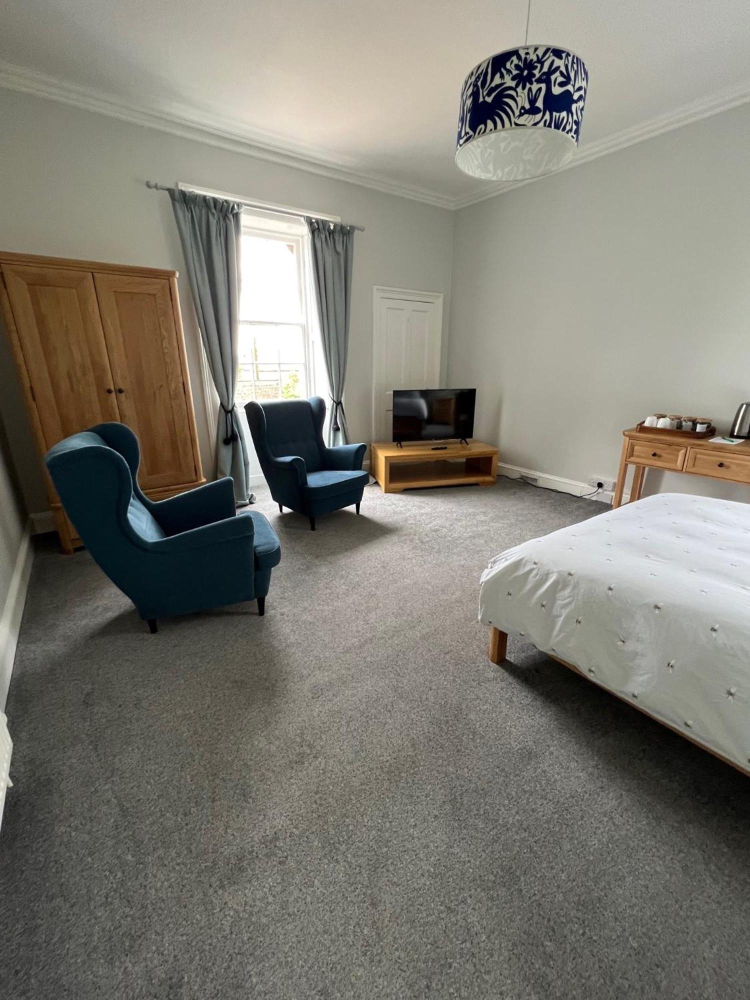 Broomhouse Farmhouse Cheswick  Room photo