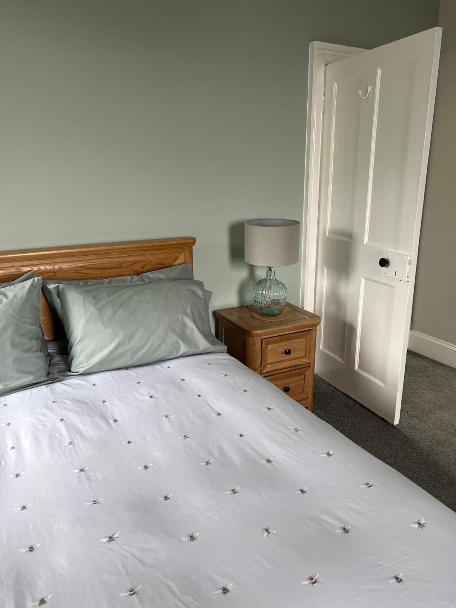 Broomhouse Farmhouse Cheswick  Room photo