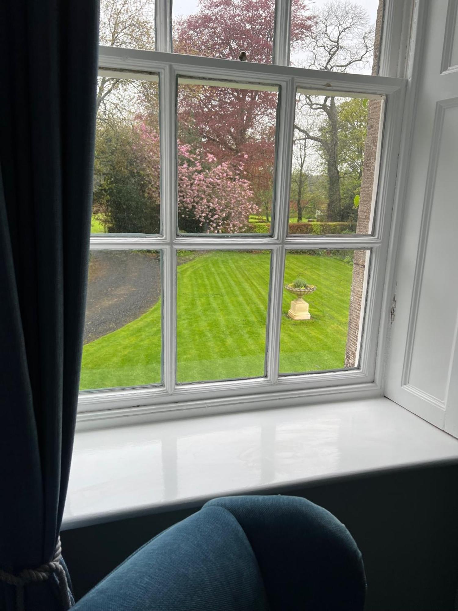 Broomhouse Farmhouse Cheswick  Room photo